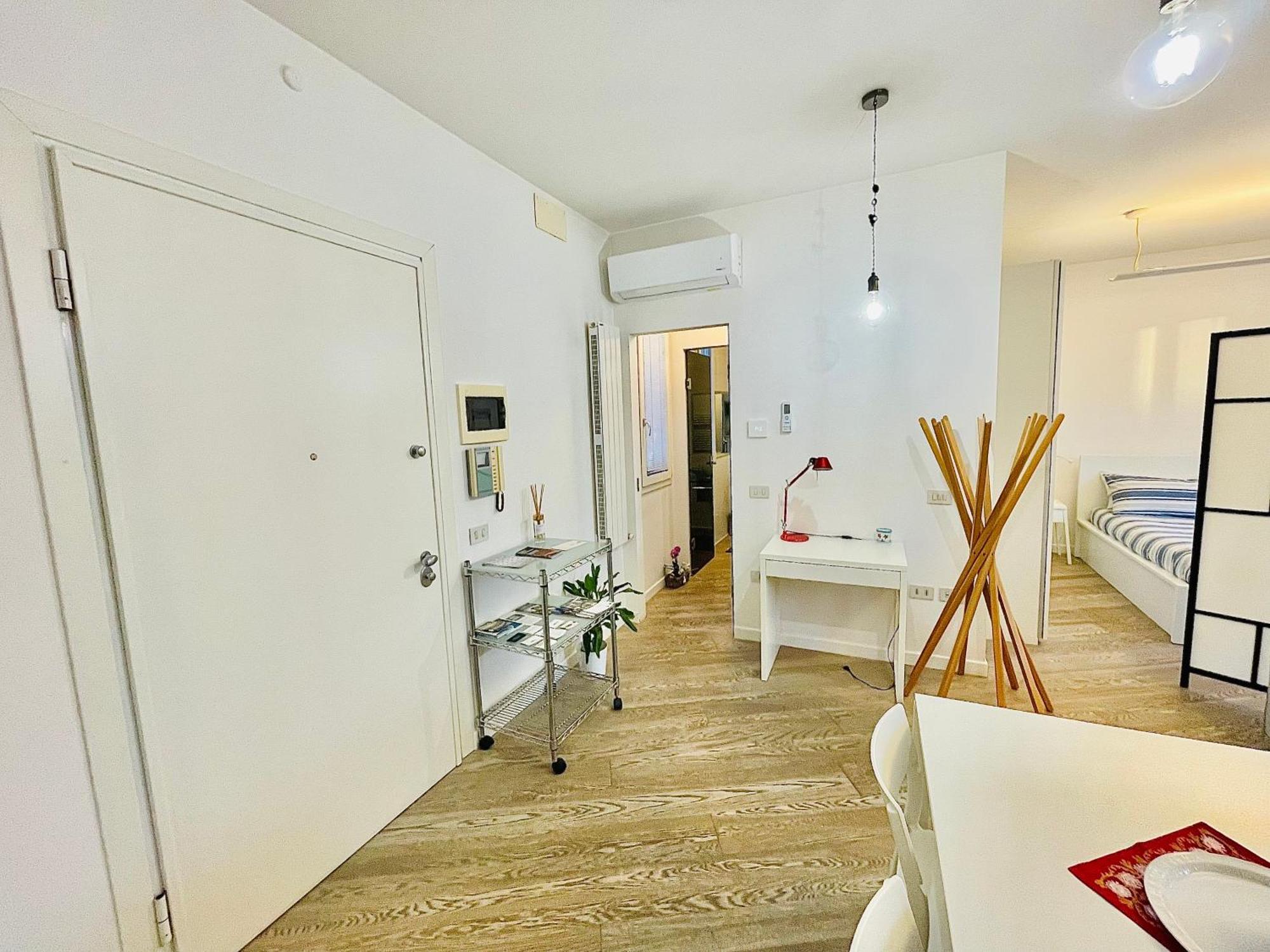 トレヴィーゾLoft In Piazza Vittoriaアパートメント エクステリア 写真